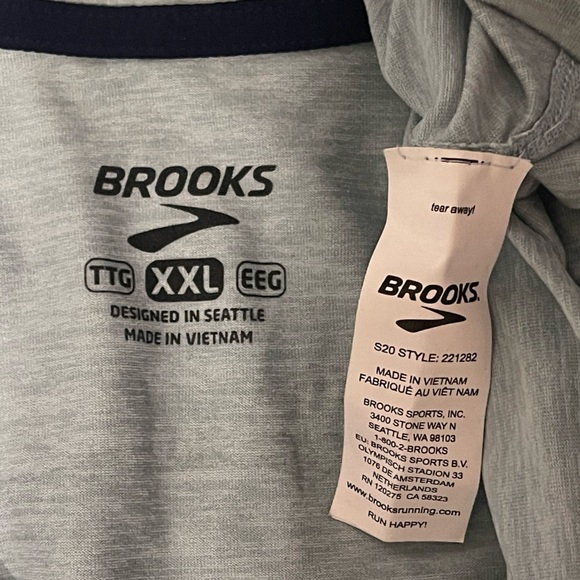 Run Rock ‘n Roll Brooks Dash 1/2 Zip - Women’s XXL - Light Blue - VGUC - Picture 3 of 3